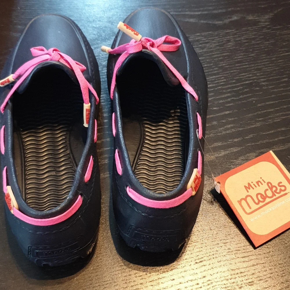 NWT Kids town & beach mocassins water shoes (plastic, drain holes) junior size 3 - Picture 4 of 14